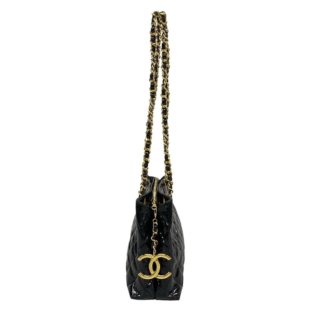 Chanel Matelasse Shoulder Bag - Picture 2 of 15